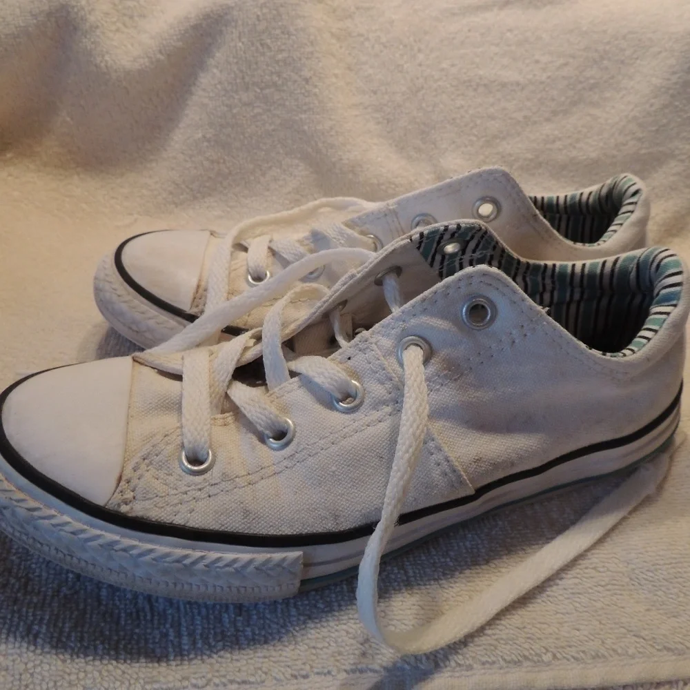 White Converse size 2